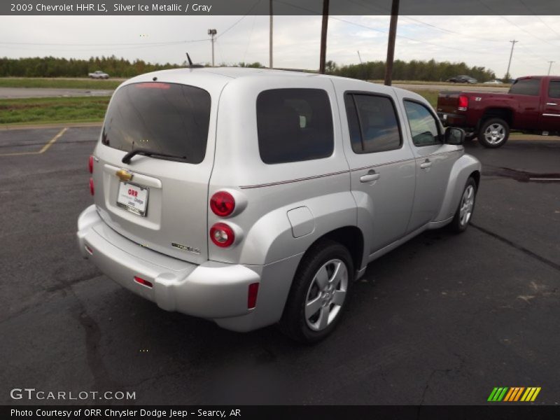 Silver Ice Metallic / Gray 2009 Chevrolet HHR LS