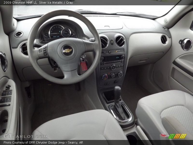 Silver Ice Metallic / Gray 2009 Chevrolet HHR LS