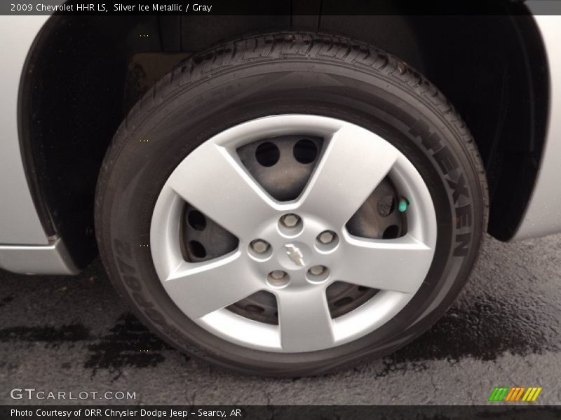 Silver Ice Metallic / Gray 2009 Chevrolet HHR LS