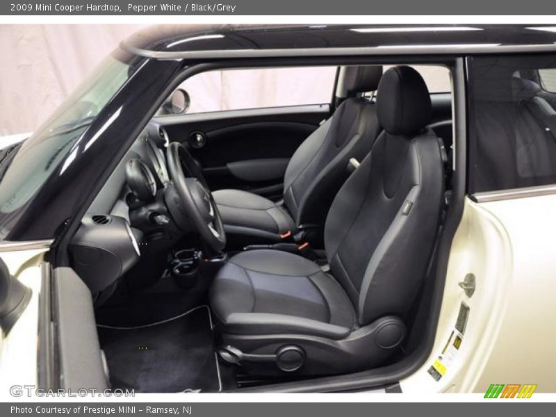 Pepper White / Black/Grey 2009 Mini Cooper Hardtop