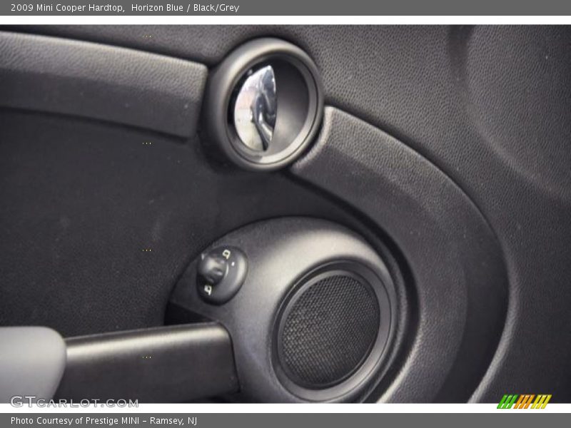 Horizon Blue / Black/Grey 2009 Mini Cooper Hardtop