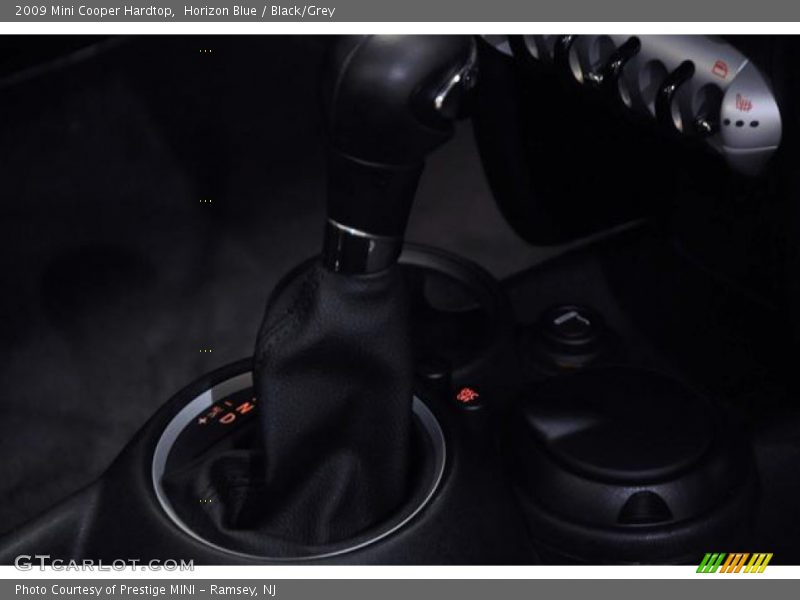 Horizon Blue / Black/Grey 2009 Mini Cooper Hardtop