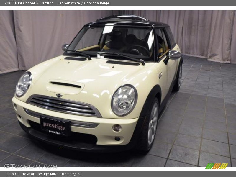 Pepper White / Cordoba Beige 2005 Mini Cooper S Hardtop