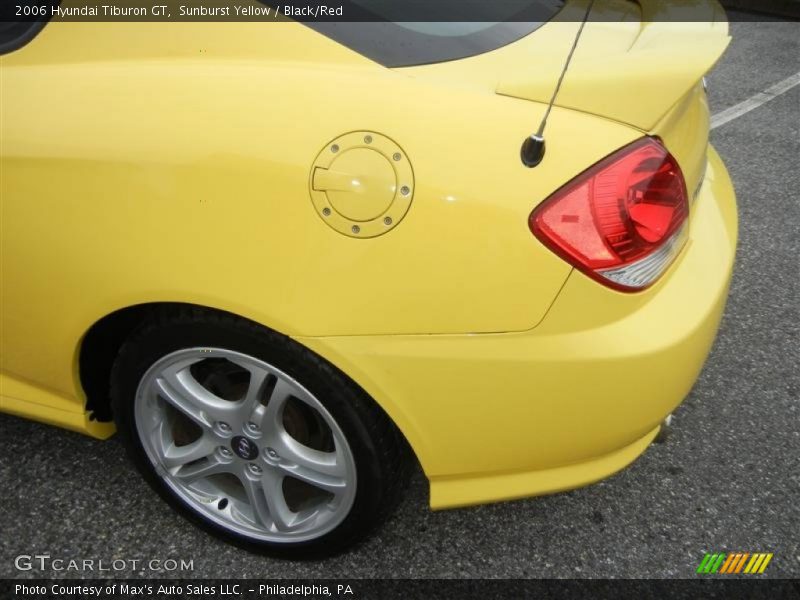Sunburst Yellow / Black/Red 2006 Hyundai Tiburon GT