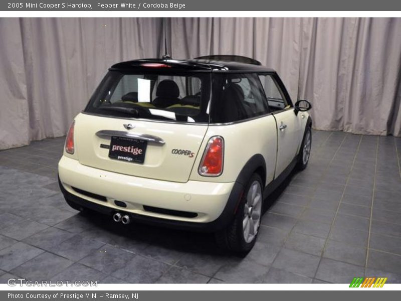 Pepper White / Cordoba Beige 2005 Mini Cooper S Hardtop