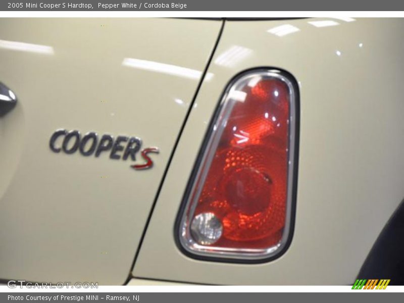 Pepper White / Cordoba Beige 2005 Mini Cooper S Hardtop