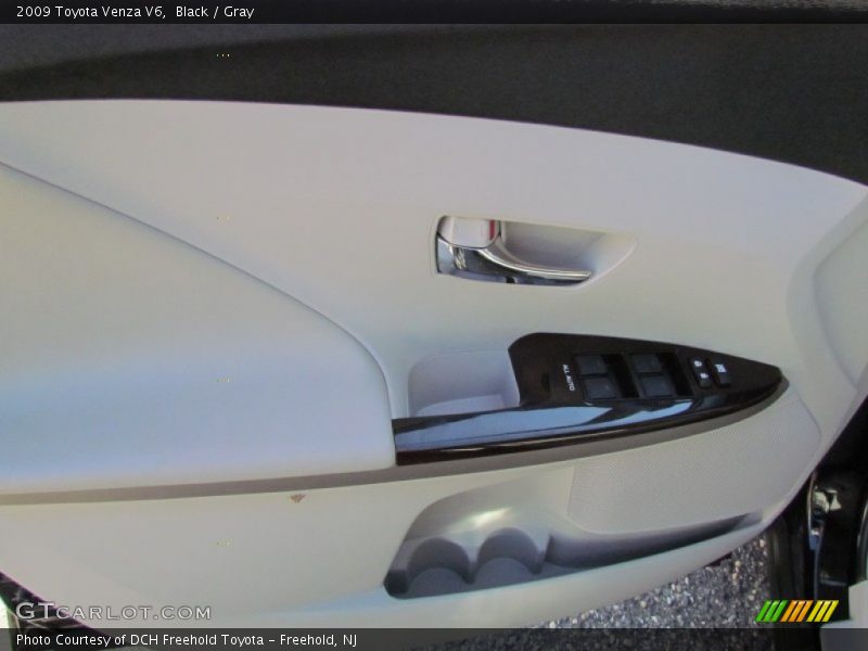 Black / Gray 2009 Toyota Venza V6