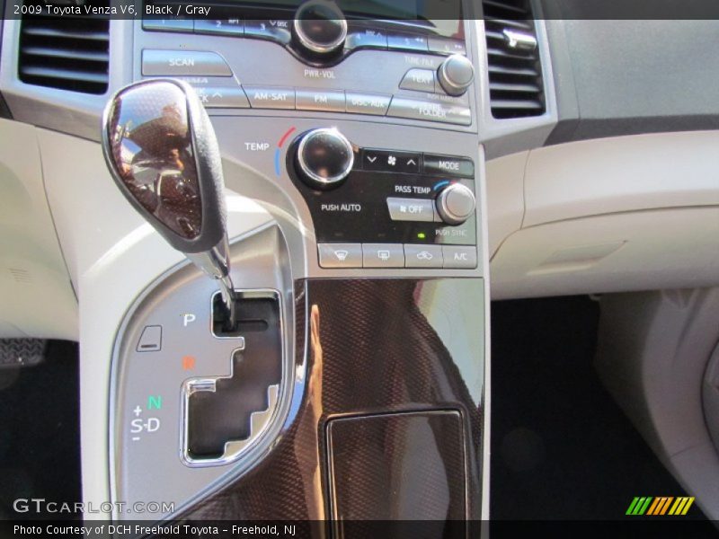Black / Gray 2009 Toyota Venza V6