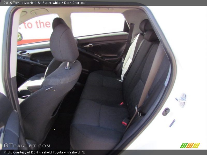 Super White / Dark Charcoal 2010 Toyota Matrix 1.8