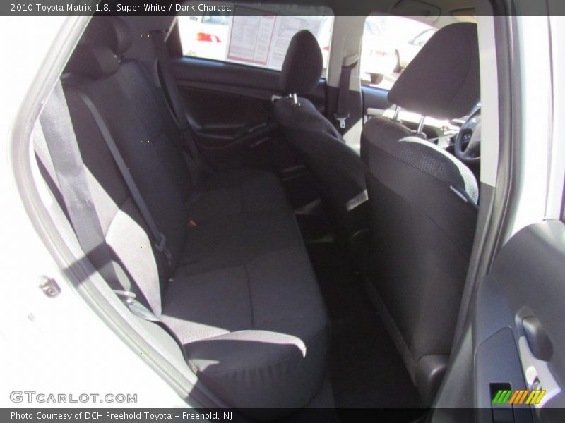 Super White / Dark Charcoal 2010 Toyota Matrix 1.8