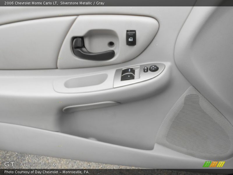 Silverstone Metallic / Gray 2006 Chevrolet Monte Carlo LT