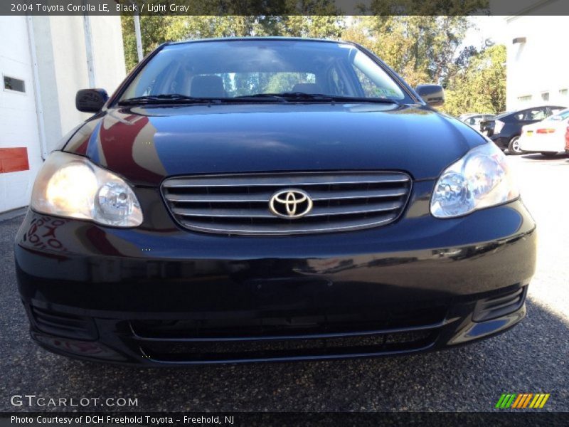 Black / Light Gray 2004 Toyota Corolla LE