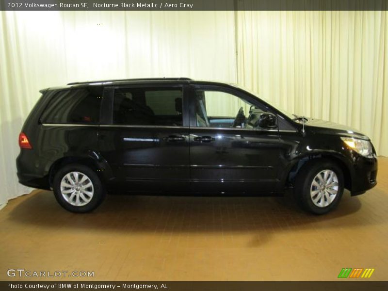 Nocturne Black Metallic / Aero Gray 2012 Volkswagen Routan SE