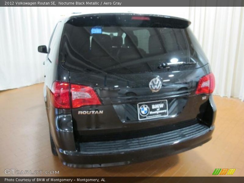 Nocturne Black Metallic / Aero Gray 2012 Volkswagen Routan SE