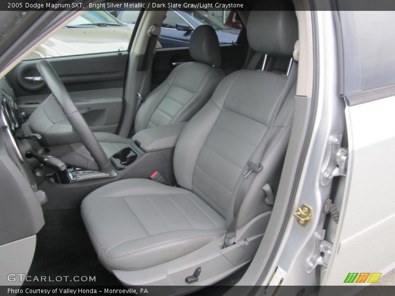 Bright Silver Metallic / Dark Slate Gray/Light Graystone 2005 Dodge Magnum SXT