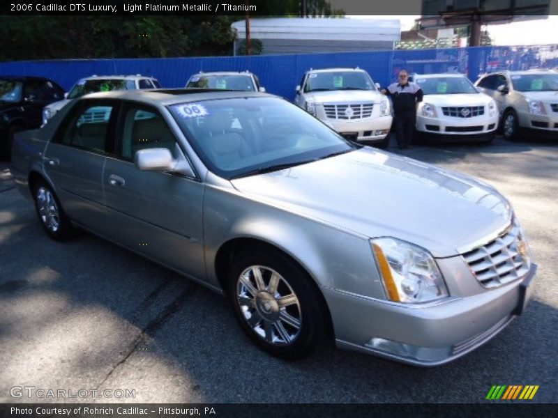 Light Platinum Metallic / Titanium 2006 Cadillac DTS Luxury