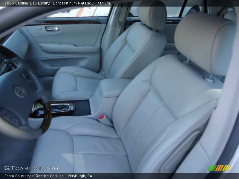Light Platinum Metallic / Titanium 2006 Cadillac DTS Luxury