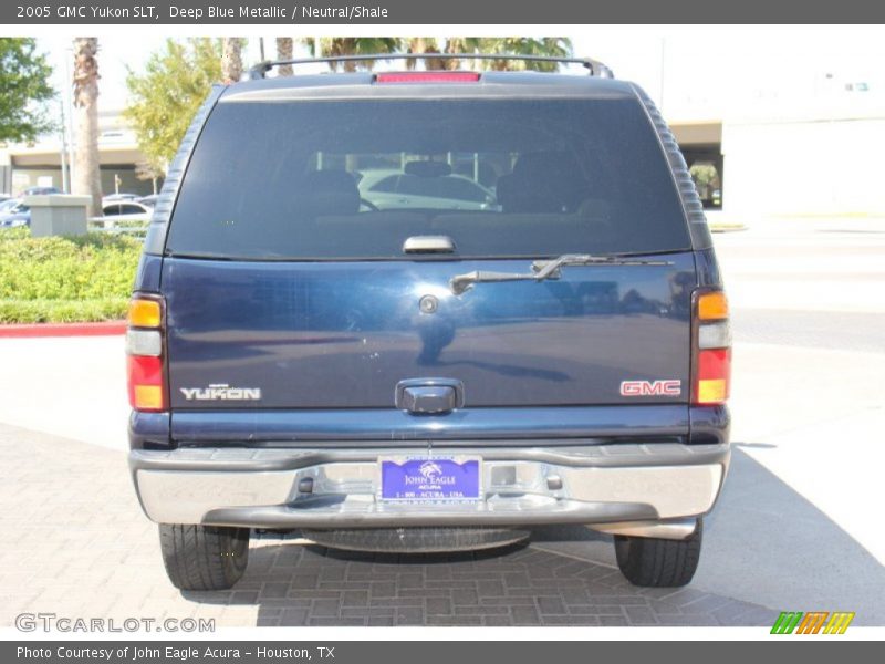 Deep Blue Metallic / Neutral/Shale 2005 GMC Yukon SLT