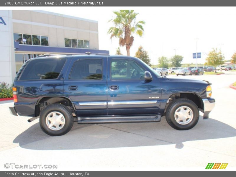 Deep Blue Metallic / Neutral/Shale 2005 GMC Yukon SLT