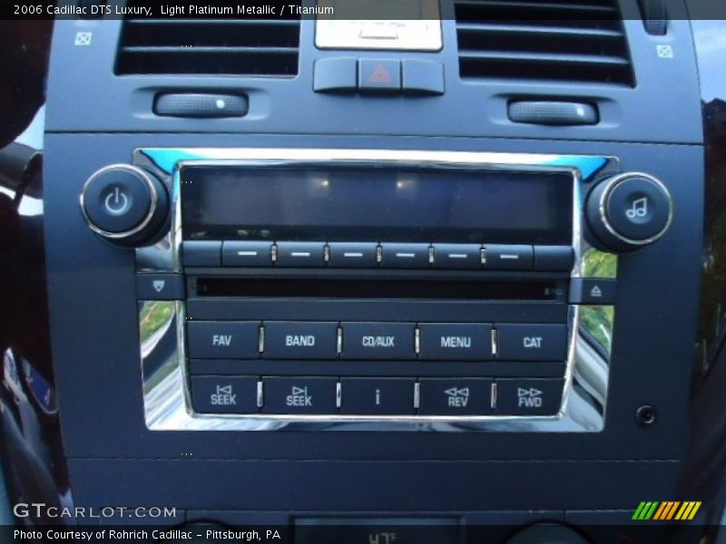 Light Platinum Metallic / Titanium 2006 Cadillac DTS Luxury