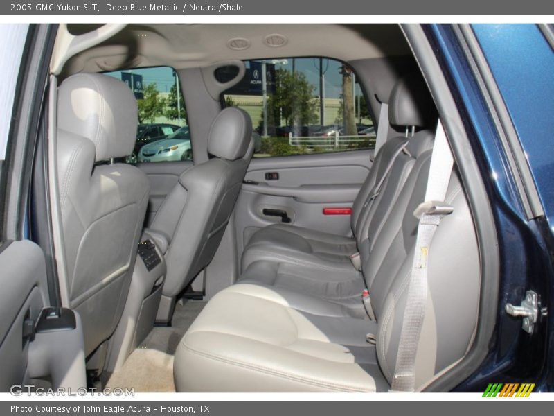Deep Blue Metallic / Neutral/Shale 2005 GMC Yukon SLT