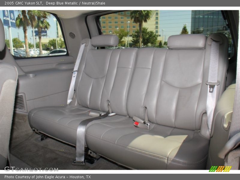 Deep Blue Metallic / Neutral/Shale 2005 GMC Yukon SLT
