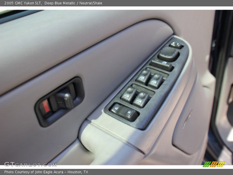 Deep Blue Metallic / Neutral/Shale 2005 GMC Yukon SLT
