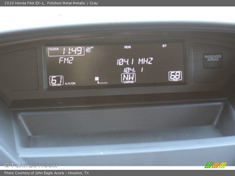 Polished Metal Metallic / Gray 2010 Honda Pilot EX-L