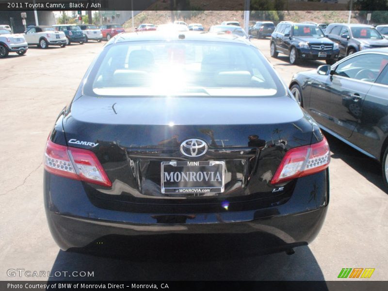 Black / Ash 2011 Toyota Camry