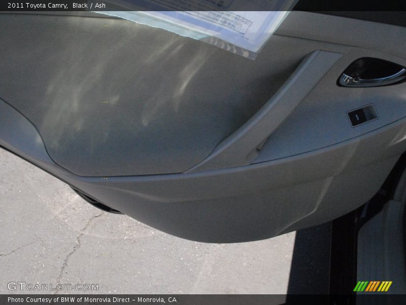 Black / Ash 2011 Toyota Camry