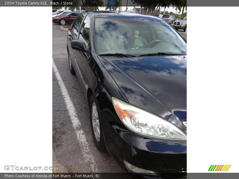 Black / Stone 2004 Toyota Camry XLE