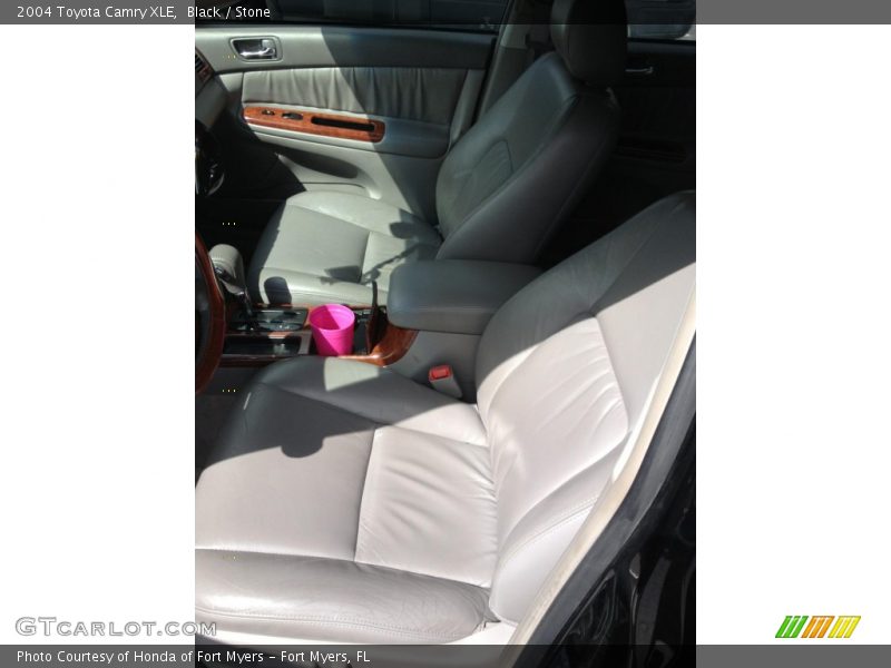 Black / Stone 2004 Toyota Camry XLE