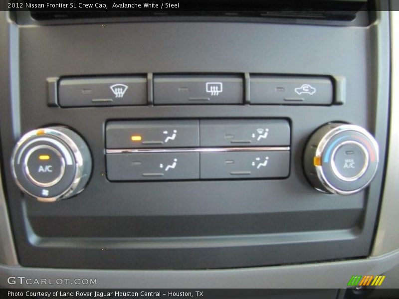 Avalanche White / Steel 2012 Nissan Frontier SL Crew Cab