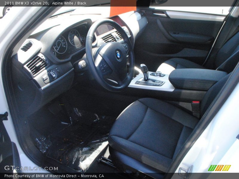 Alpine White / Black 2011 BMW X3 xDrive 28i