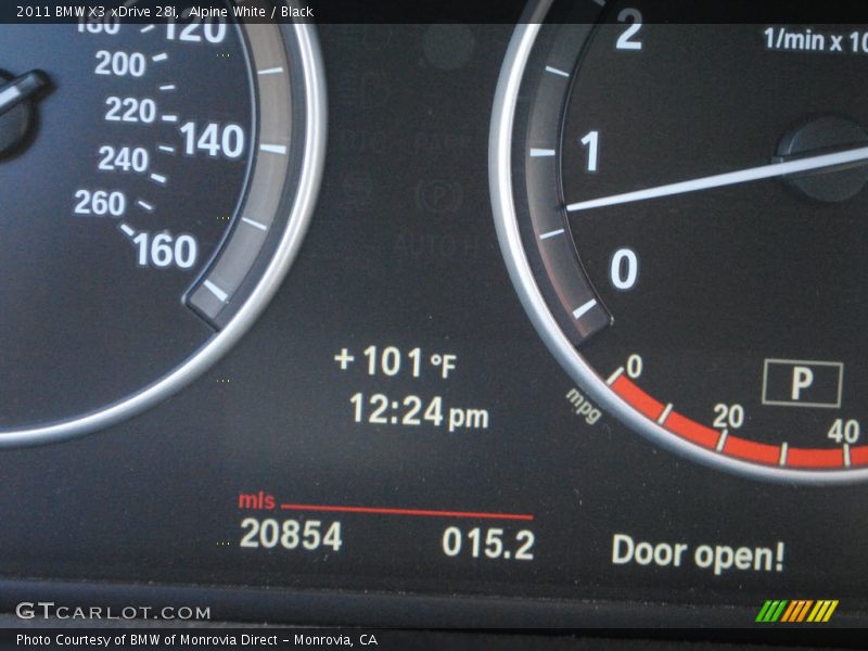 Alpine White / Black 2011 BMW X3 xDrive 28i