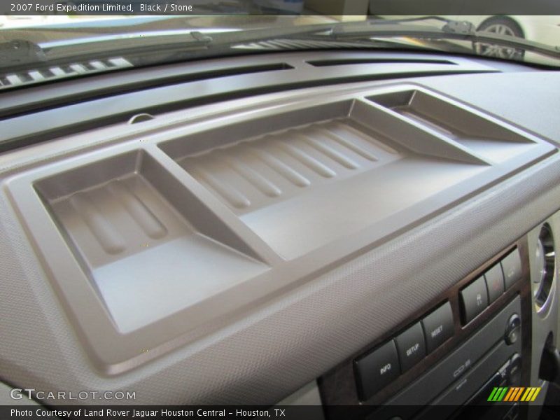 Black / Stone 2007 Ford Expedition Limited