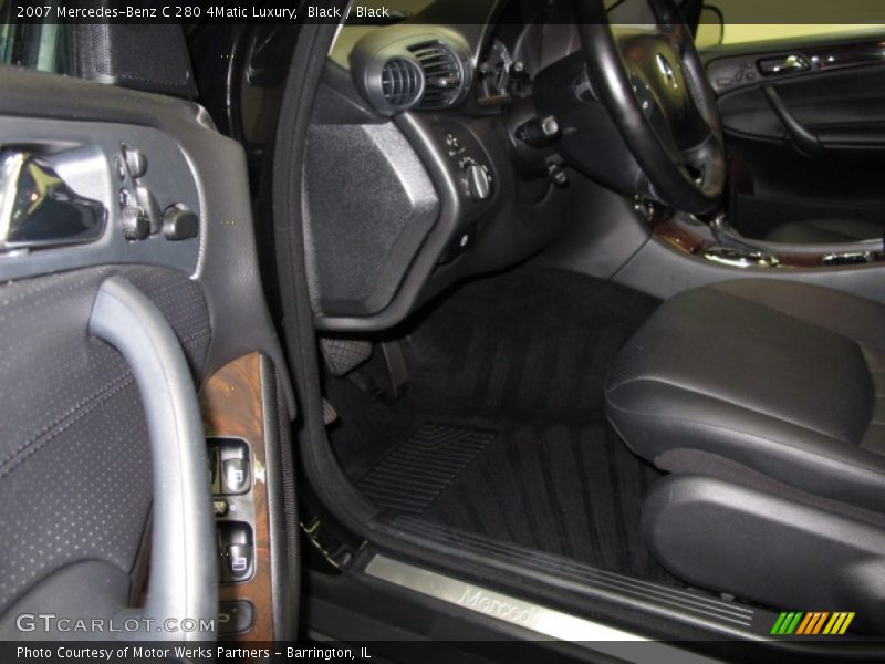 Black / Black 2007 Mercedes-Benz C 280 4Matic Luxury