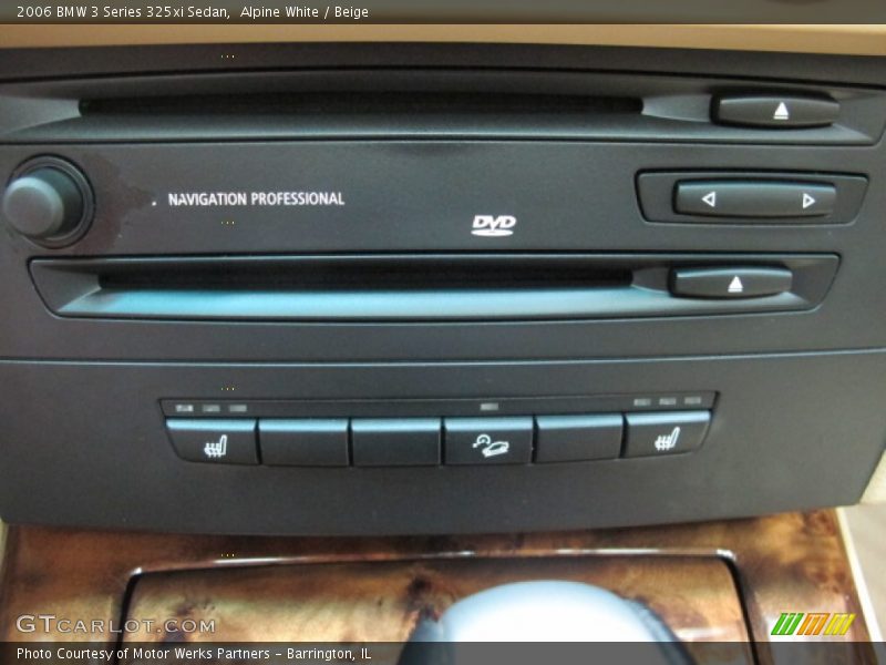 Alpine White / Beige 2006 BMW 3 Series 325xi Sedan