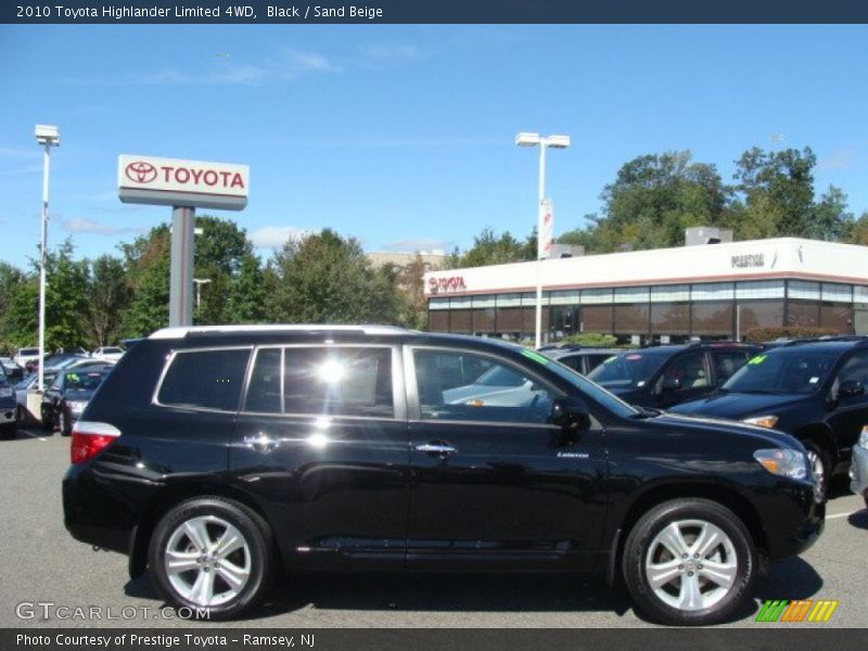 Black / Sand Beige 2010 Toyota Highlander Limited 4WD