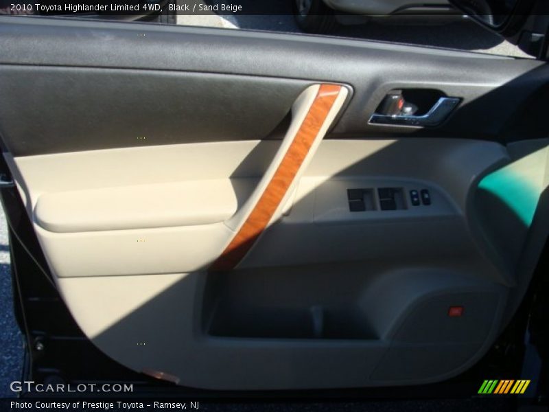 Black / Sand Beige 2010 Toyota Highlander Limited 4WD