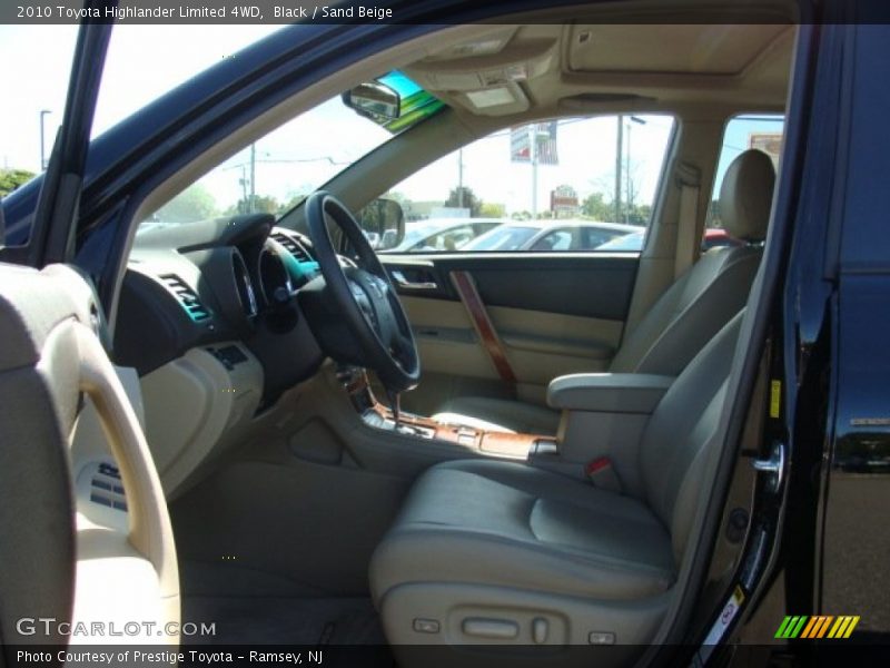Black / Sand Beige 2010 Toyota Highlander Limited 4WD