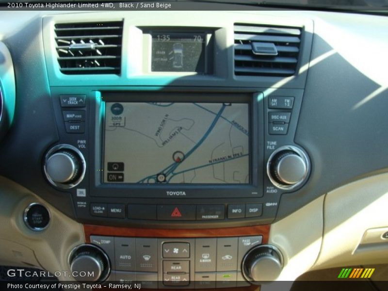 Black / Sand Beige 2010 Toyota Highlander Limited 4WD