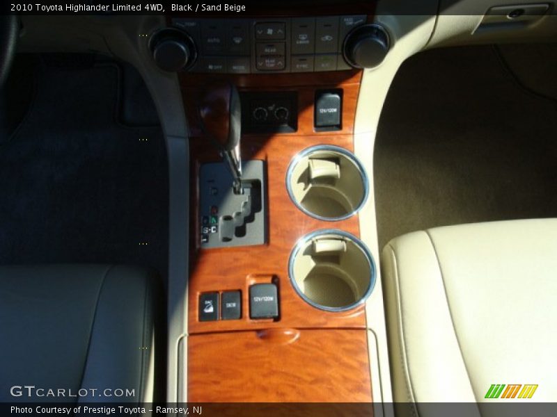 Black / Sand Beige 2010 Toyota Highlander Limited 4WD