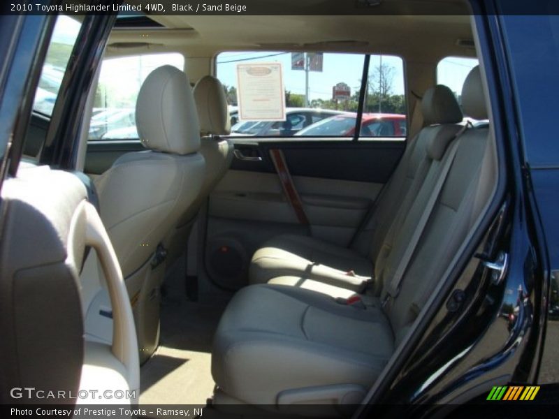 Black / Sand Beige 2010 Toyota Highlander Limited 4WD