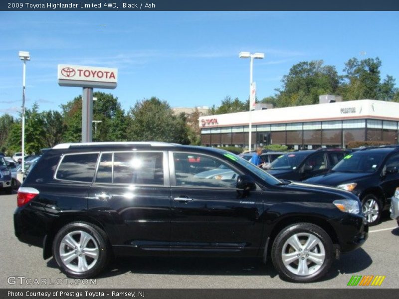 Black / Ash 2009 Toyota Highlander Limited 4WD