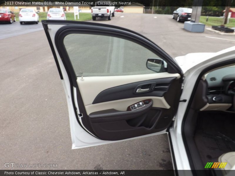 White Diamond Tricoat / Cocoa/Light Neutral 2013 Chevrolet Malibu ECO