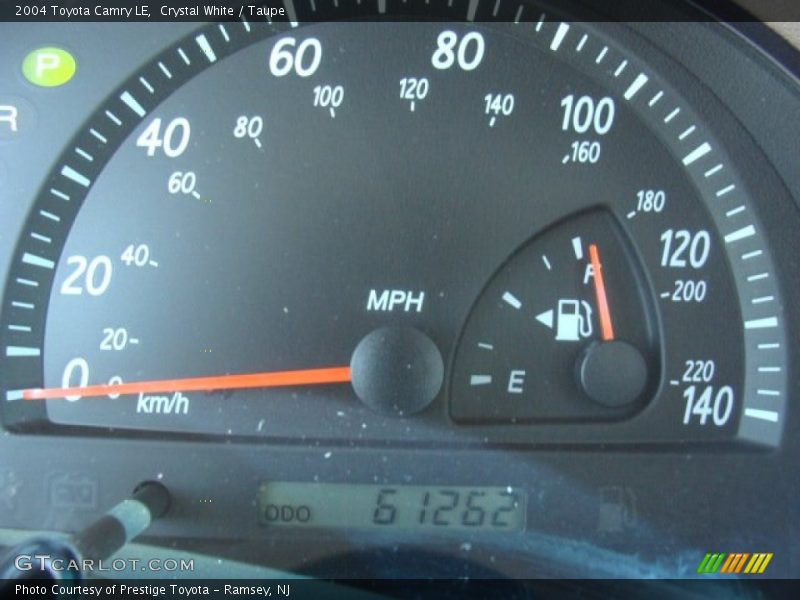 Crystal White / Taupe 2004 Toyota Camry LE