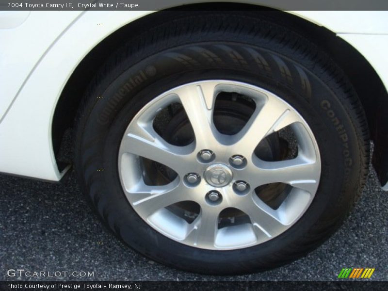 Crystal White / Taupe 2004 Toyota Camry LE