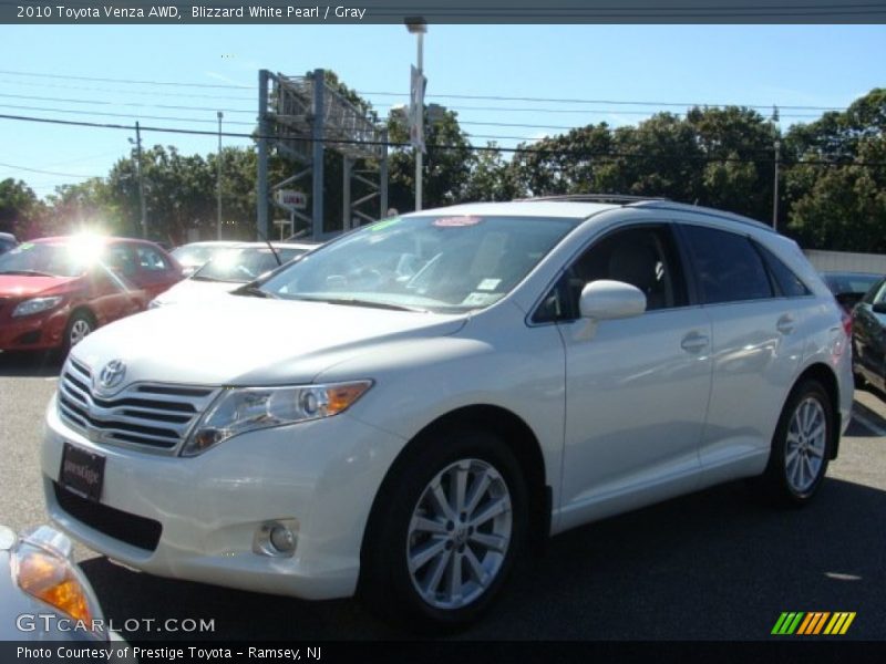 Blizzard White Pearl / Gray 2010 Toyota Venza AWD