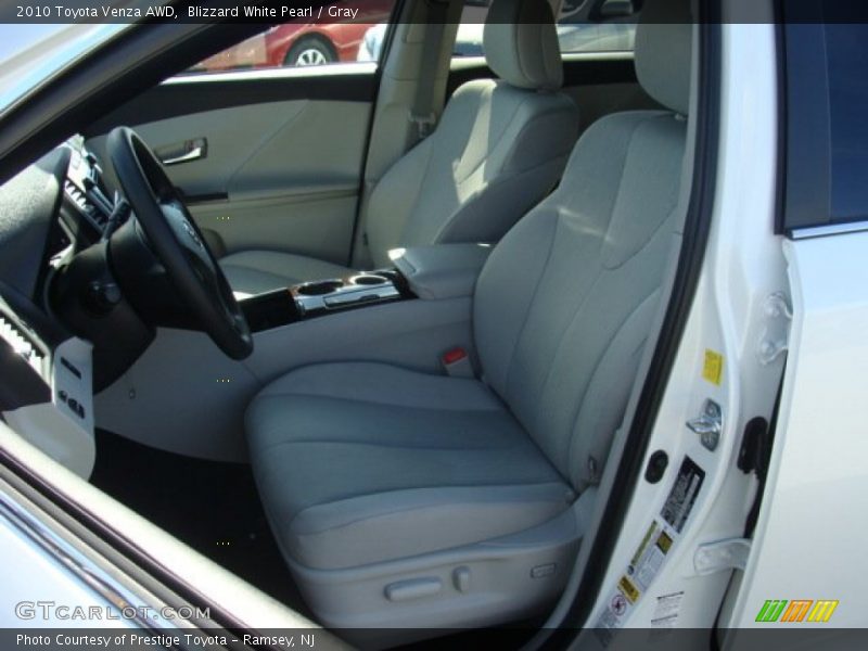 Blizzard White Pearl / Gray 2010 Toyota Venza AWD